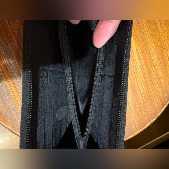 Disney Beauty and the Beast Blue/Yellow/black zip around Wallet women’s - Picture 7 of 10